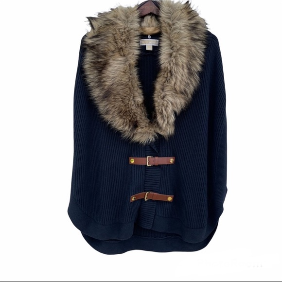 MICHAEL Michael Kors Jackets & Blazers - Michael Khors sweater poncho/vest fur trim